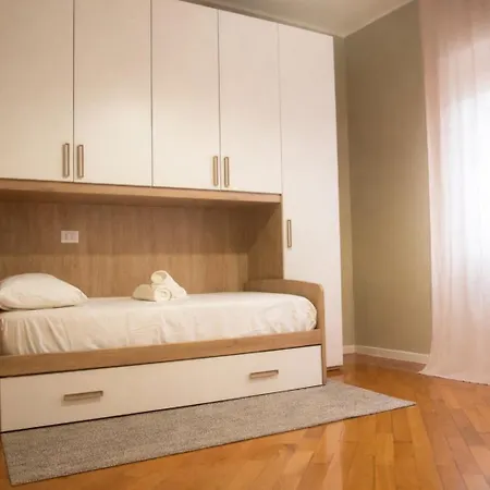 Casabianca,passoscuro,palidoro,bambingesu Apartment *